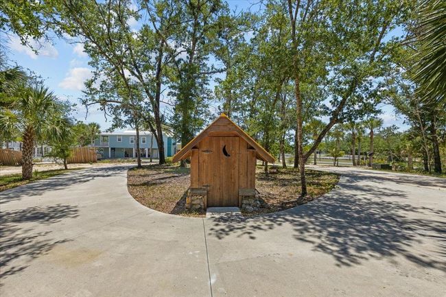 1815 Mables Ave Ne, House other with 2 bedrooms, 1 bathrooms and null parking in Steinhatchee FL | Image 6