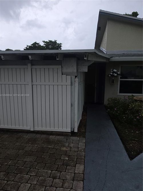 186-3001 Nw 4th Ter, Pompano Beach, FL, 33064-3163 | Card Image