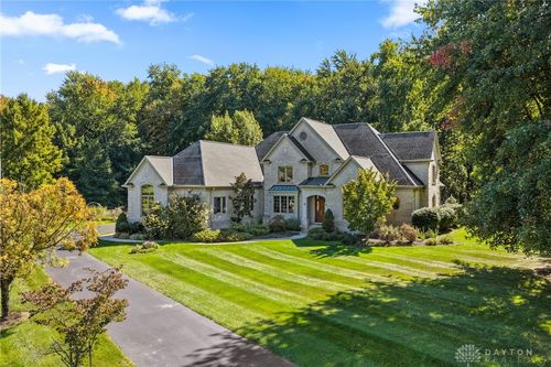2049 Plumb Ln, Batavia, OH, 45103 | Card Image
