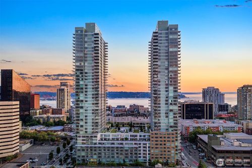 unit-710s-588 Bell St, Seattle, WA, 98121-3951 | Card Image