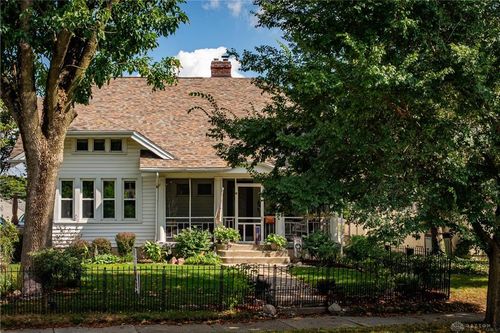 2020 Far Hills Ave, Oakwood, OH, 45419-2537 | Card Image