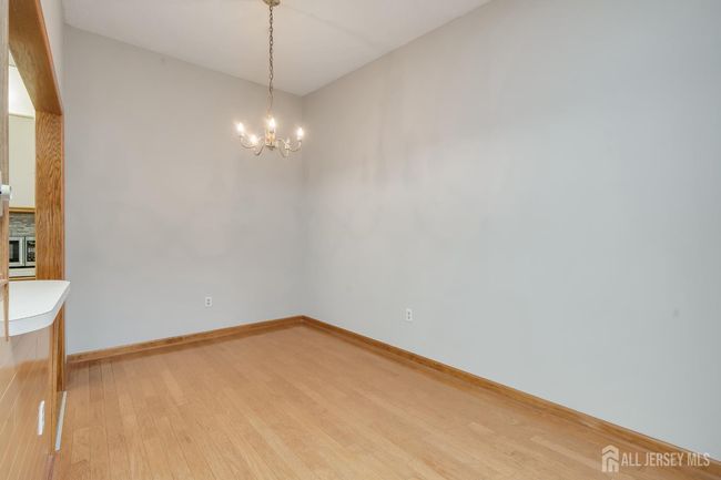 352 Lancaster Ct, Townhouse with 2 bedrooms, 2 bathrooms and null parking in Piscataway NJ | Image 6