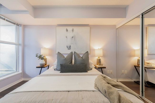 810 - 35 Bastion St, Condo with 2 bedrooms, 2 bathrooms and 2 parking in Toronto ON | Image 17