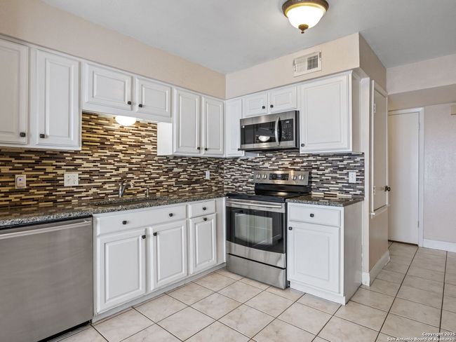 APT-601 - 7711 Callaghan Rd, Condo with 3 bedrooms, 2 bathrooms and null parking in San Antonio TX | Image 8