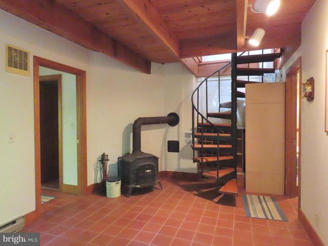30 Timothy Ln, House other with 2 bedrooms, 3 bathrooms and null parking in WASHINGTON VA | Image 20
