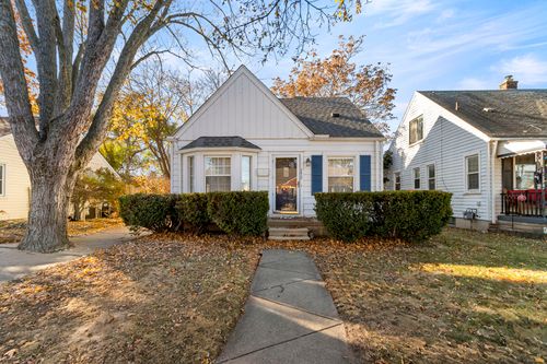 2612 Grindley Park St, Dearborn, MI, 48124-3358 | Card Image