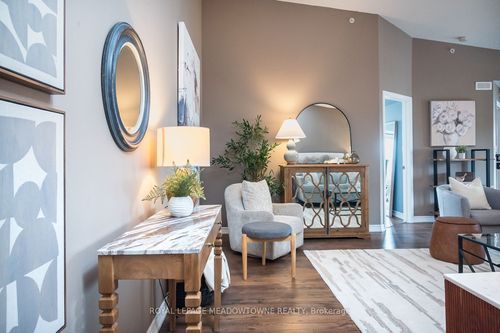 401-1483 Maple Ave, Milton, ON, L9T0B6 | Card Image