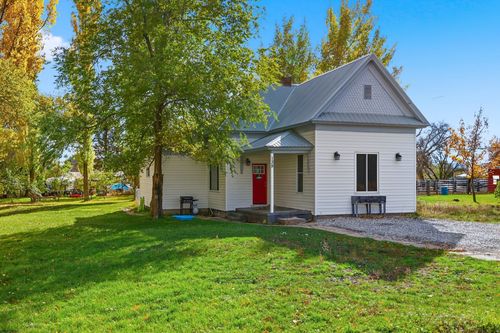 139 2nd, Preston, ID, 83263-1221 | Card Image