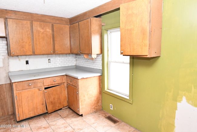 Kitchen | Image 5