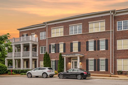 ste-203-201 Swain Cir, Franklin, TN, 37064-1748 | Card Image