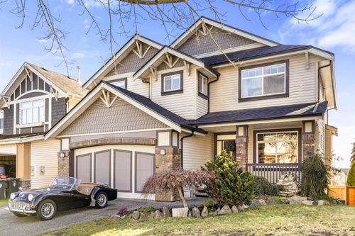 20518 67b Ave, Langley, BC, V2Y3E1 | Card Image