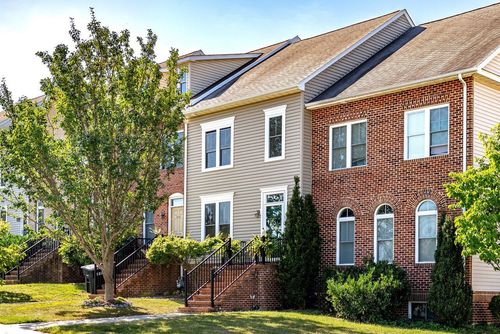 348 Blue Stone Hills Dr, HARRISONBURG, VA, 22801-5404 | Card Image