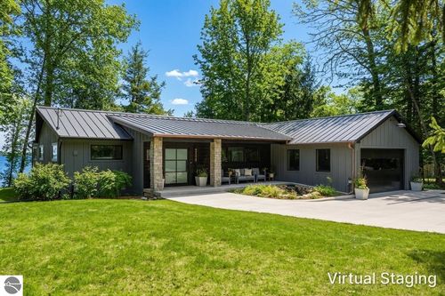 1059 S Nanagosa, Suttons Bay, MI, 49682 | Card Image