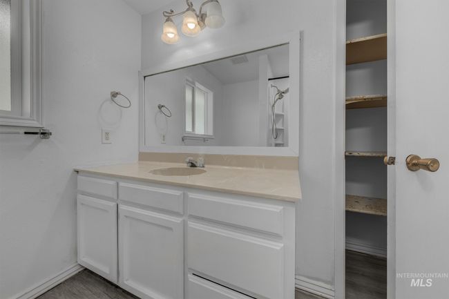 1220 E 4 Th St, House other with 4 bedrooms, 3 bathrooms and 2 parking in Weiser ID | Image 25