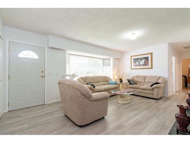 5233 Westminster Ave, House other with 3 bedrooms, 2 bathrooms and 5 parking in Delta BC | Image 4