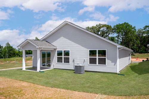 422 W Claywalk Rd, Woodruff, SC, 29388-5403 | Card Image