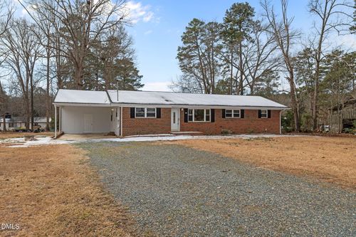 527 Glenwood Dr, Sanford, NC, 27330-9450 | Card Image