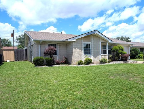 1305 Glenville Dr, Garland, TX, 75042-4539 | Card Image