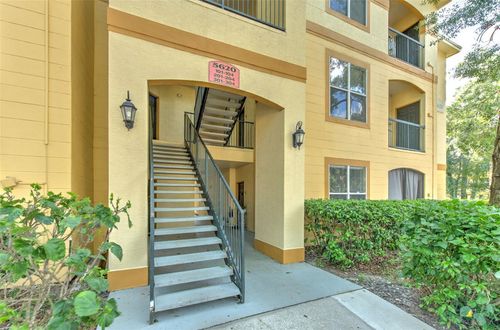 303-5620 Pinnacle Heights Cir, TAMPA, FL, 33624-4014 | Card Image
