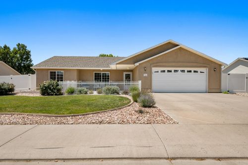 549 Hall St, Fruita, CO, 81521-3075 | Card Image