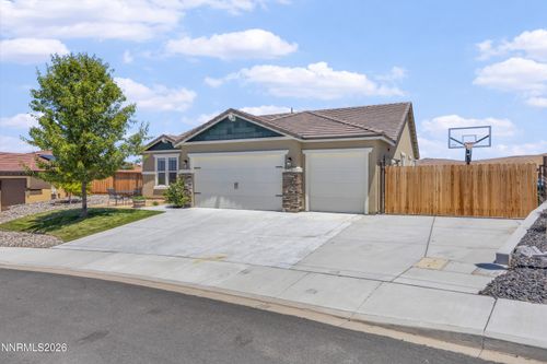 2768 Vecchio Dr, Sparks, NV, 89434-2335 | Card Image
