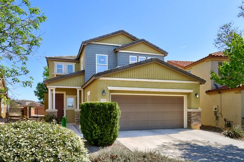 3728 Clear Creek Rd, Rio Rancho, NM, 87144-3704 | Card Image