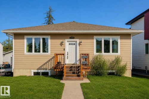 11118 72 Ave Nw, Edmonton, AB, T6G0B2 | Card Image