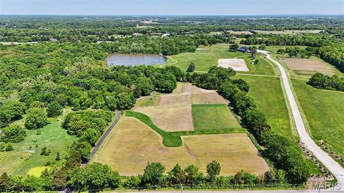 08 Benne Rd, Defiance, MO, 63341 | Card Image