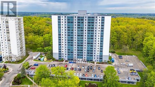 210-55 Green Valley Dr, Kitchener, ON, N2P1Z6 | Card Image