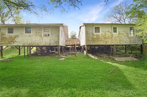 691 County Road 1333, Liberty, TX, 77575-7220 | Card Image