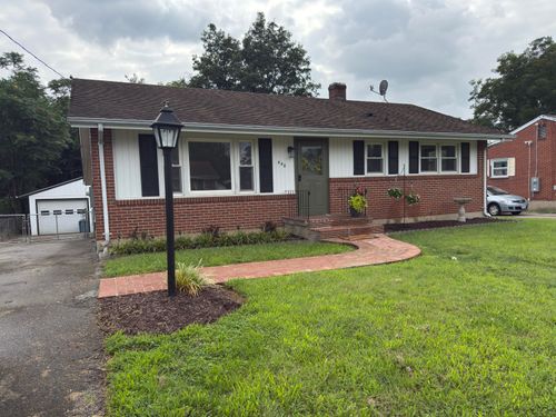 440 Frances Dr Nw, Roanoke, VA, 24017-5030 | Card Image