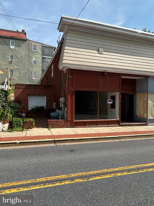27-27 W Potomac St, BRUNSWICK, MD, 21716-1112 | Card Image