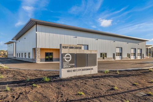 163 Bateman Dr, Medford, OR, 97502-3268 | Card Image