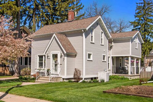 1716 Mcculloch St, Stevens Point, WI, 54481-3644 | Card Image