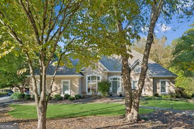 3790 Redcoat Way, House other with 6 bedrooms, 5 bathrooms and null parking in Johns Creek GA | Image 3