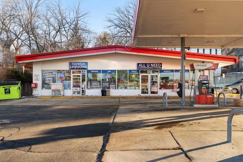 404 N Parker Drive, Janesville, WI, 53545 | Card Image