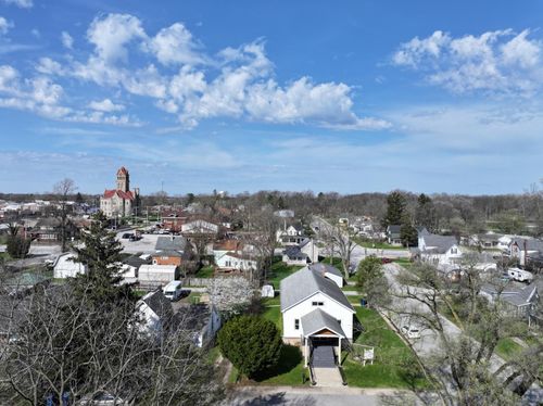 207 N Prettyman St, Knox, IN, 46534-1244 | Card Image