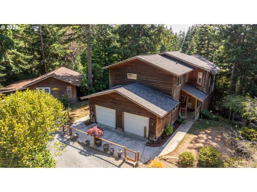 88600 Trout Pond Ln, Bandon, OR, 97411-6370 | Card Image