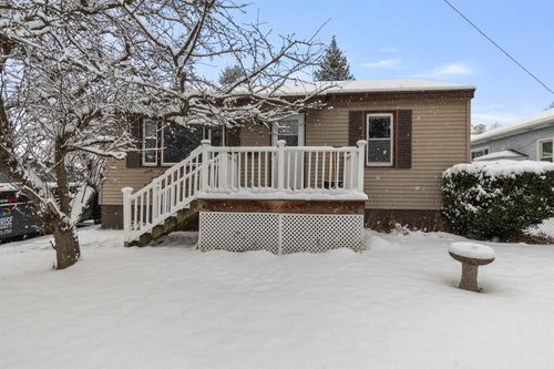 82 Hood St, Winooski, VT, 05404-1864 | Card Image