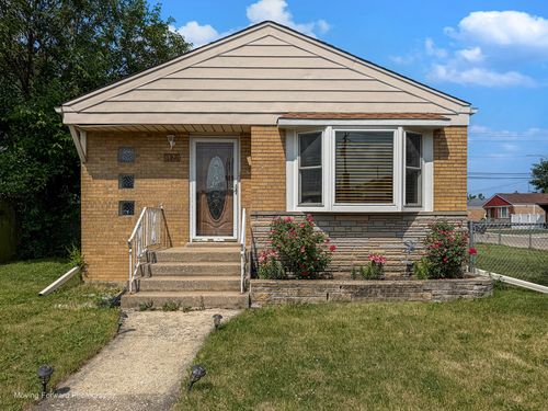 8128 S Komensky Ave, Chicago, IL, 60652-2902 | Card Image