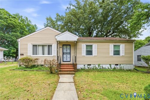 136 Holly Hill Dr, Petersburg, VA, 23805-2557 | Card Image