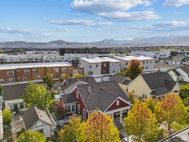 Bird's eye view featuring a mountain view and a residential view | Image 43