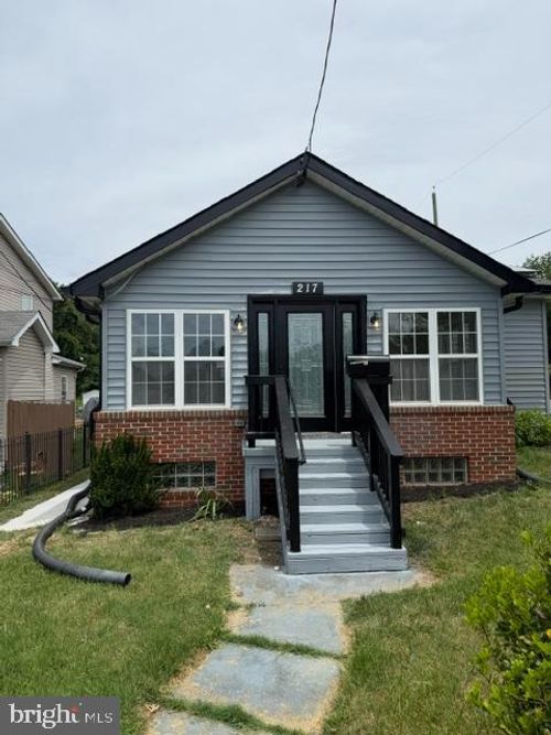 217 Maryland Park Dr, CAPITOL HEIGHTS, MD, 20743-2010 | Card Image