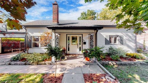 56 Chalmers St N, Cambridge, ON, N1R5B8 | Card Image