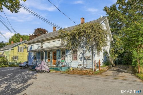19-21 Mohegan St, Putnam, CT, 06260 | Card Image