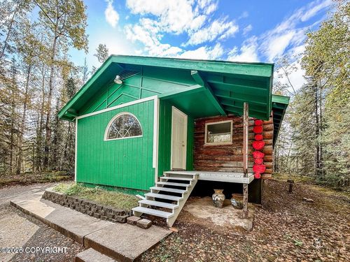 1311 N Rainbow Park Dr, Wasilla, AK, 99623-9246 | Card Image