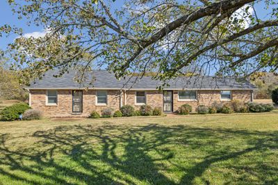 1905 Hunter Rd, House other with 3 bedrooms, 1 bathrooms and 5 parking in Lewisburg TN | Image 2