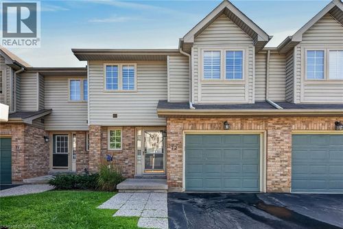 72-3333 New Street, Burlington, ON, L7N1N1 | Card Image