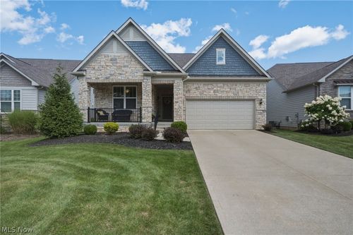 670 Shinnecock Ln, Aurora, OH, 44202-6209 | Card Image