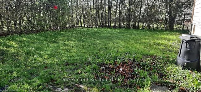 111 Calderwood Dr, House other with 3 bedrooms, 2 bathrooms and 4 parking in Kingston ON | Image 4